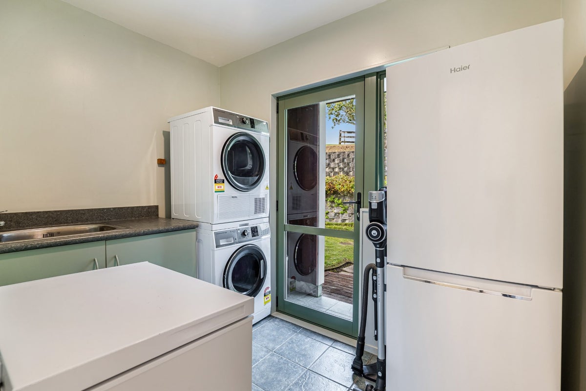 5 Wenz Bayer Road, Silverdale - Carousel 34