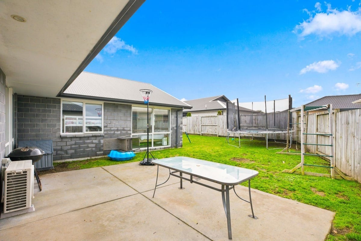 96 Penetaka Heights, Pyes Pa, Tauranga - Carousel 10