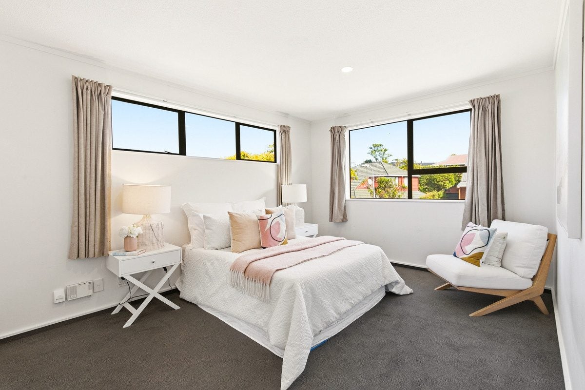 12A Shastri Terrace, Khandallah, Wellington - Carousel 2