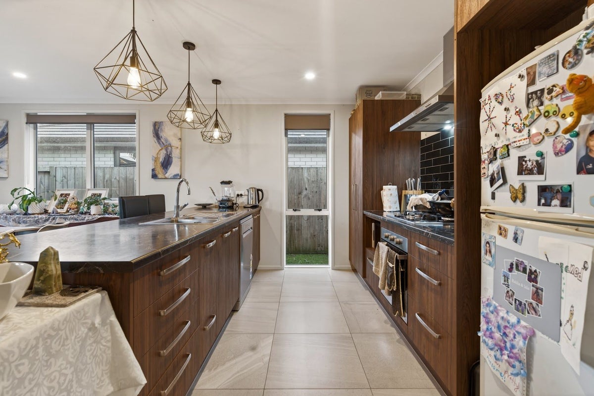 4 EL QUESTRO DRIVE, Papamoa, Papamoa - Carousel 2