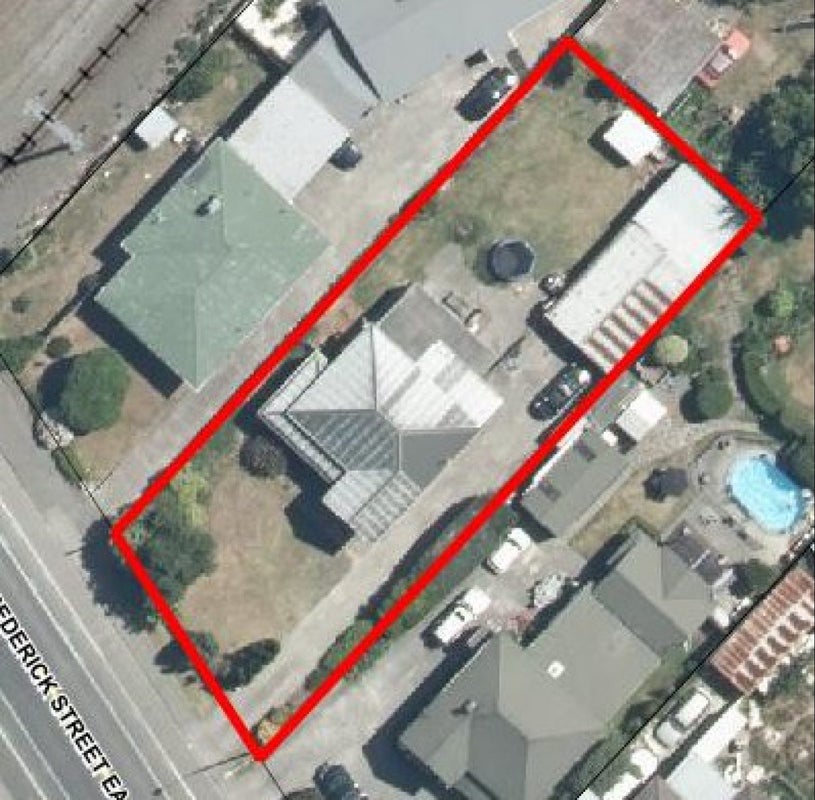 102 Frederick Street East, Mayfair, Hastings - Carousel 1