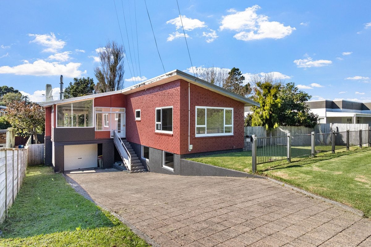 29 Blagdon Road, Blagdon, New Plymouth - Carousel 1