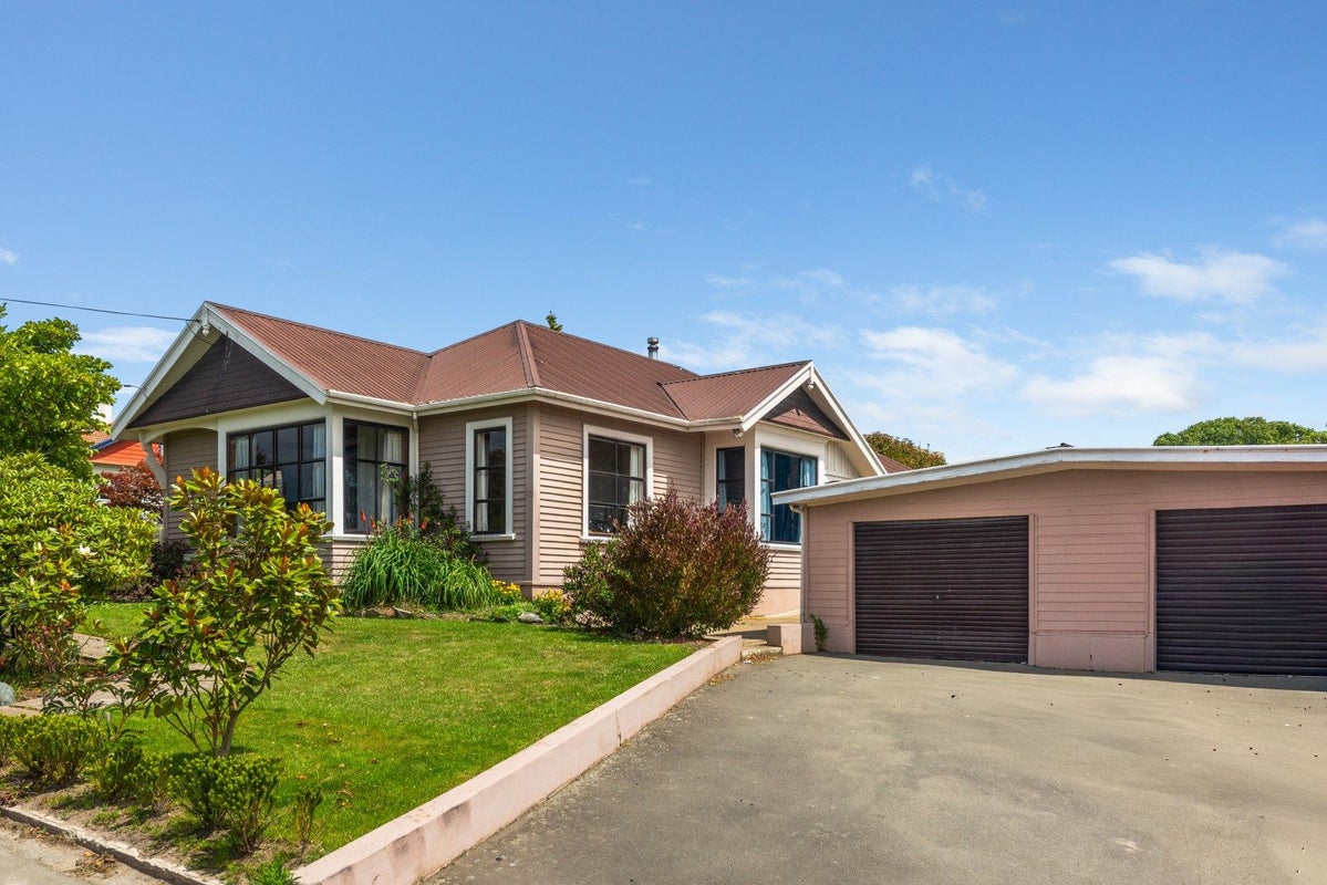 48 Wharfe Street, South Hill, Oamaru - Carousel 1