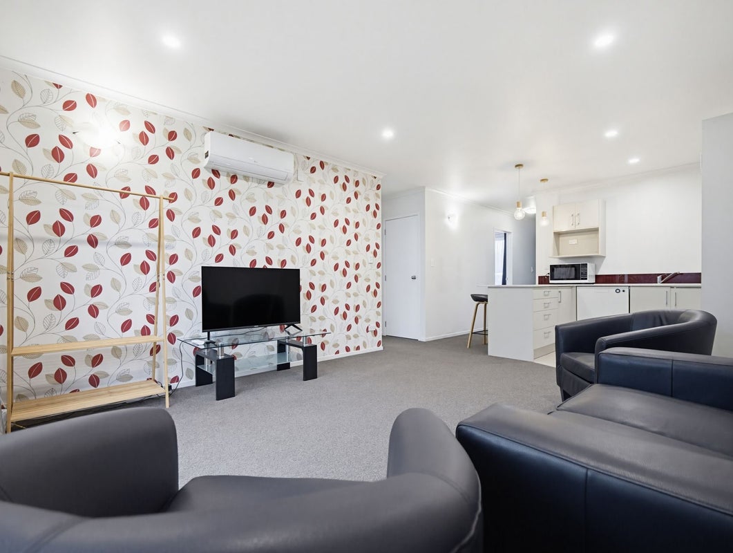 4/240 Old Farm Road, Hillcrest, Hamilton - Carousel 2