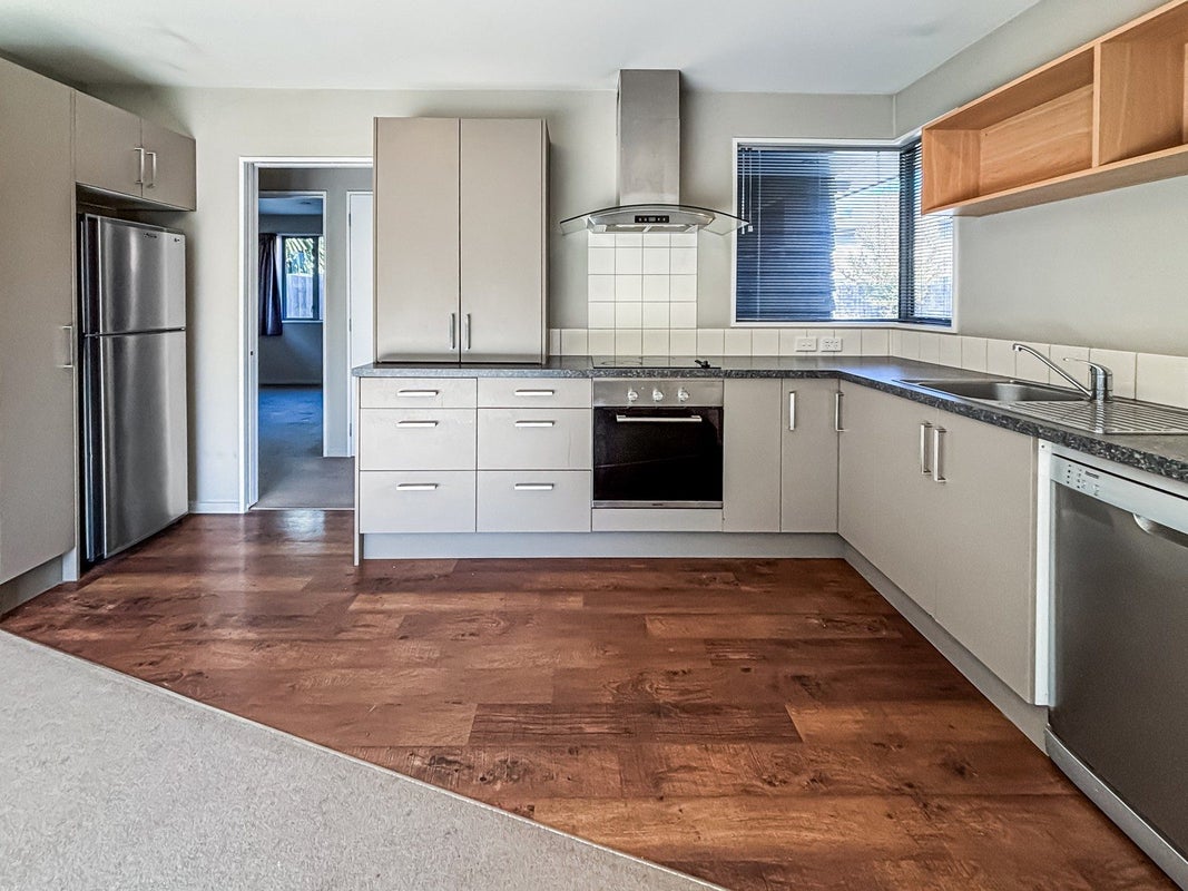 5/190 Lincoln Road, Addington, Christchurch - Carousel 2