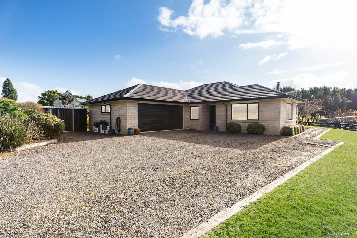 41 Kauri Road, Tuakau - Carousel 1