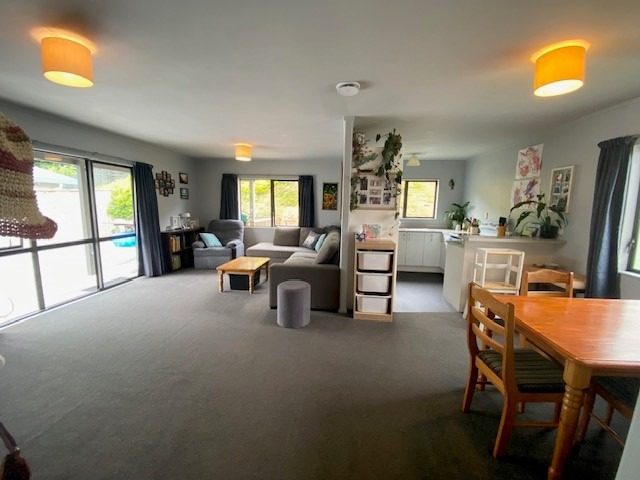 4 Farrow Way, Welcome Bay, Tauranga - Carousel 2