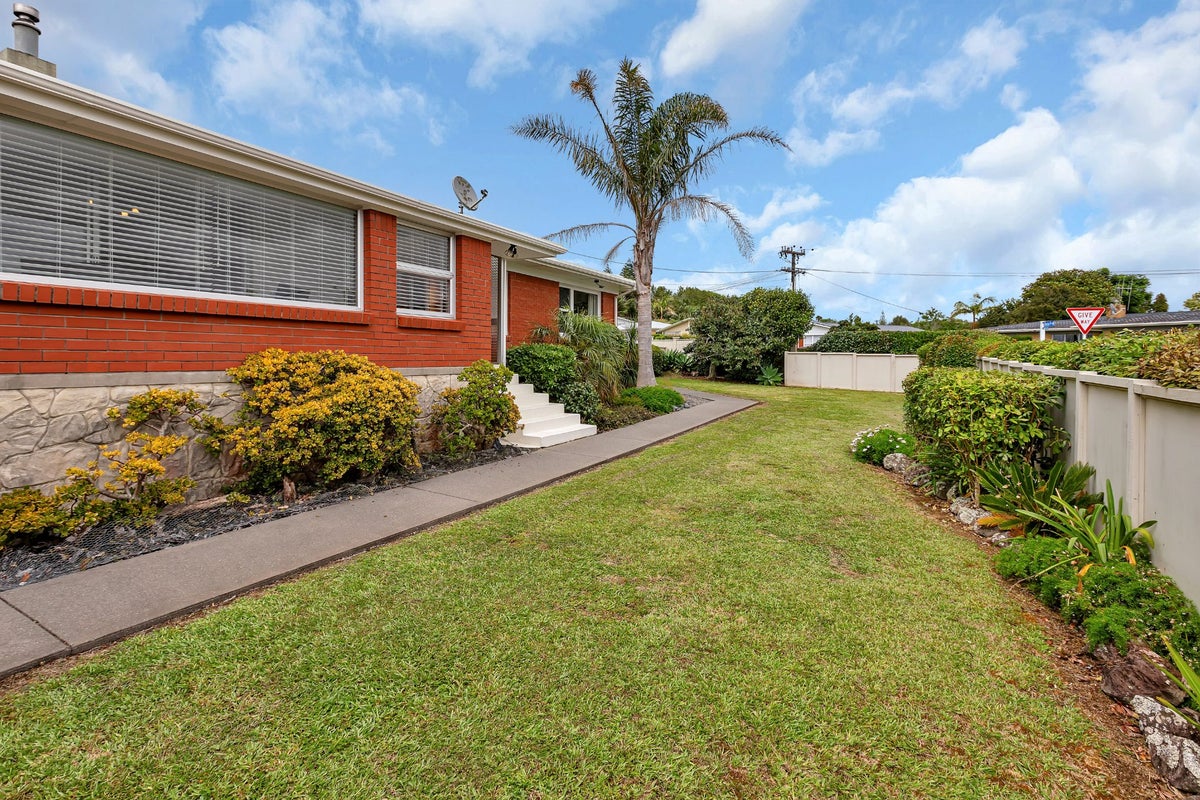 30 Te Paka Crescent, Kamo, Whangarei - Carousel 2