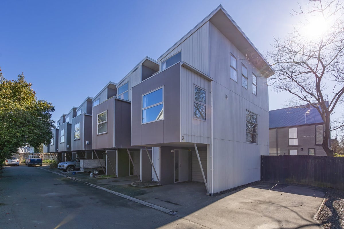 1/3 Grove Road, Addington, Christchurch - Carousel 1
