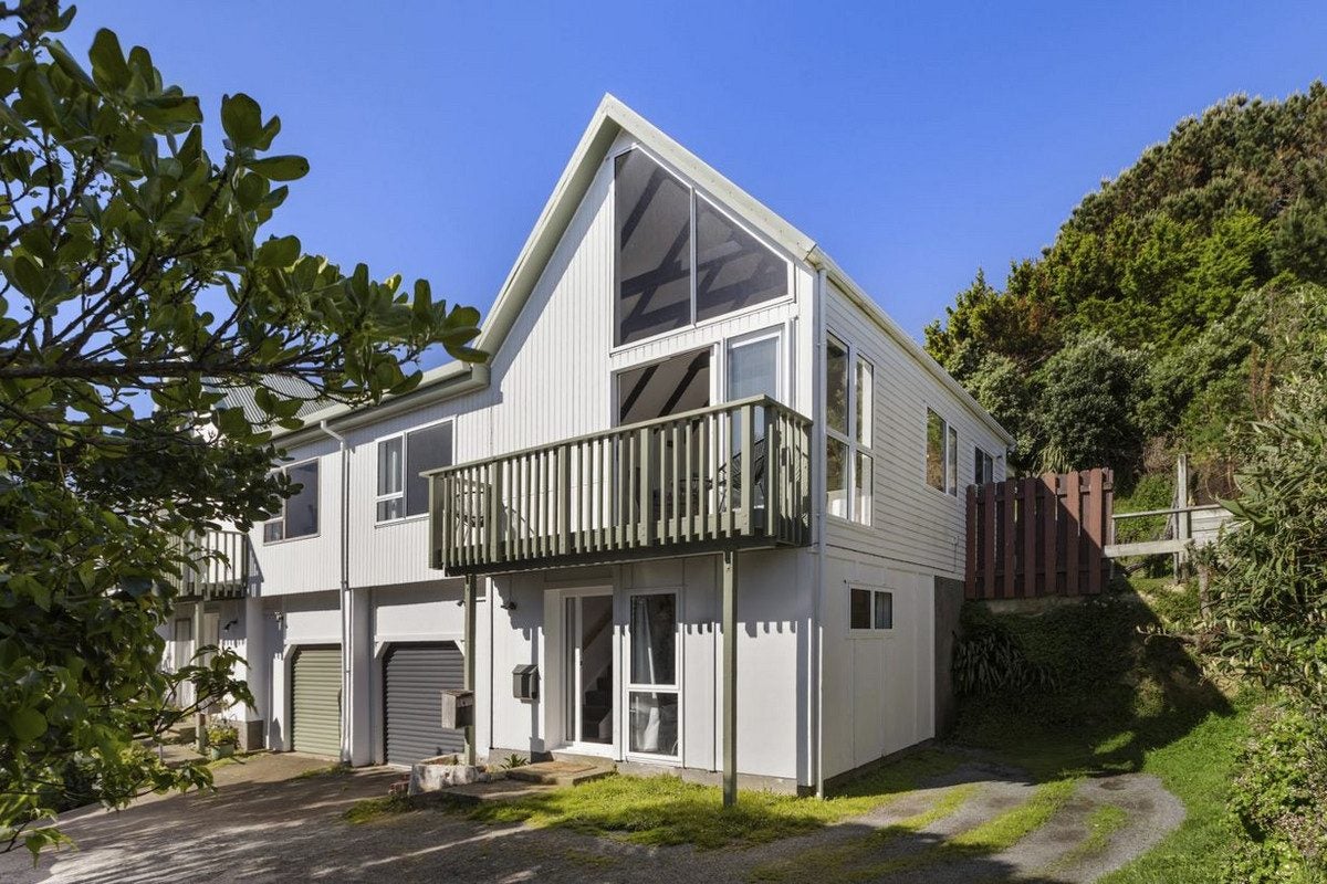 10 Linwood Way, Island Bay, Wellington, Wellington - Carousel 1