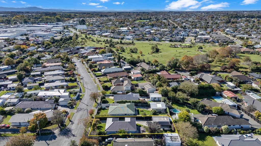 32 Teesdale Street, Burnside, Christchurch - Carousel 14