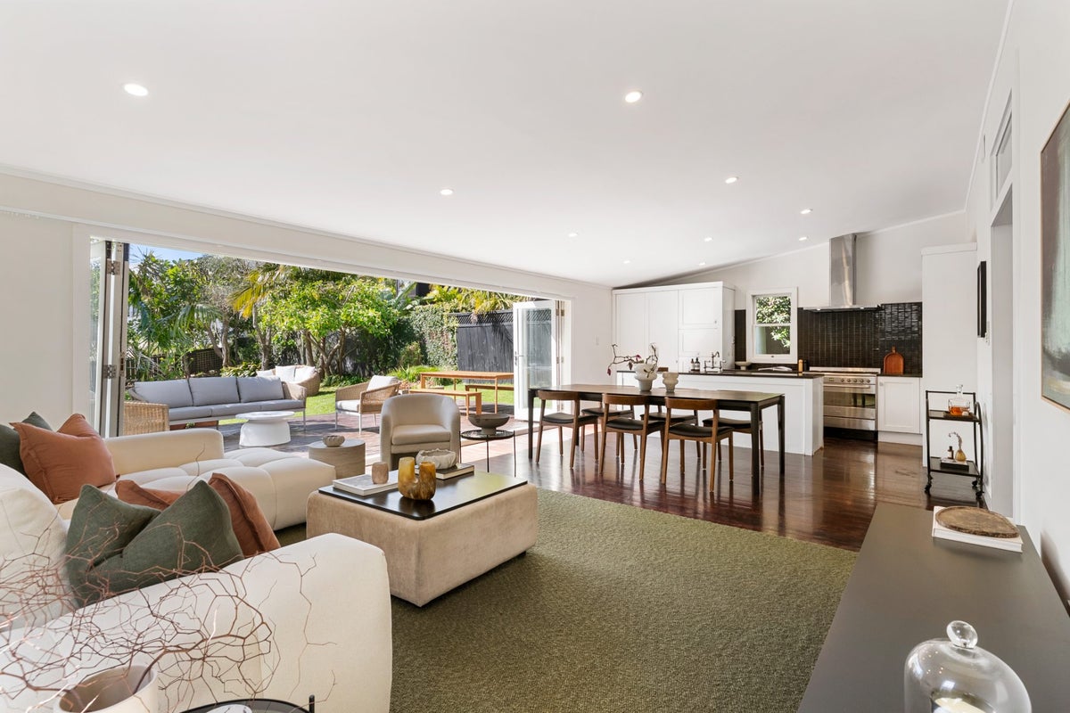 17 Sussex Street, Grey Lynn, Auckland - Carousel 2
