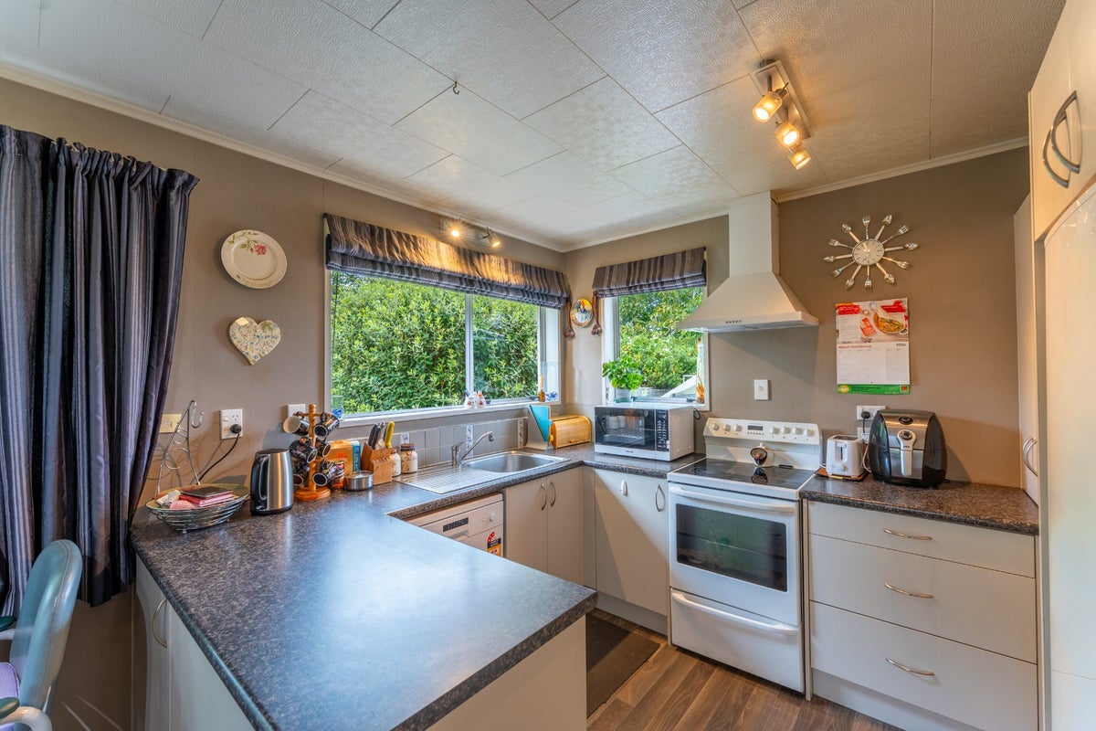 14B Coonoor Road, Watlington, Timaru - Carousel 2