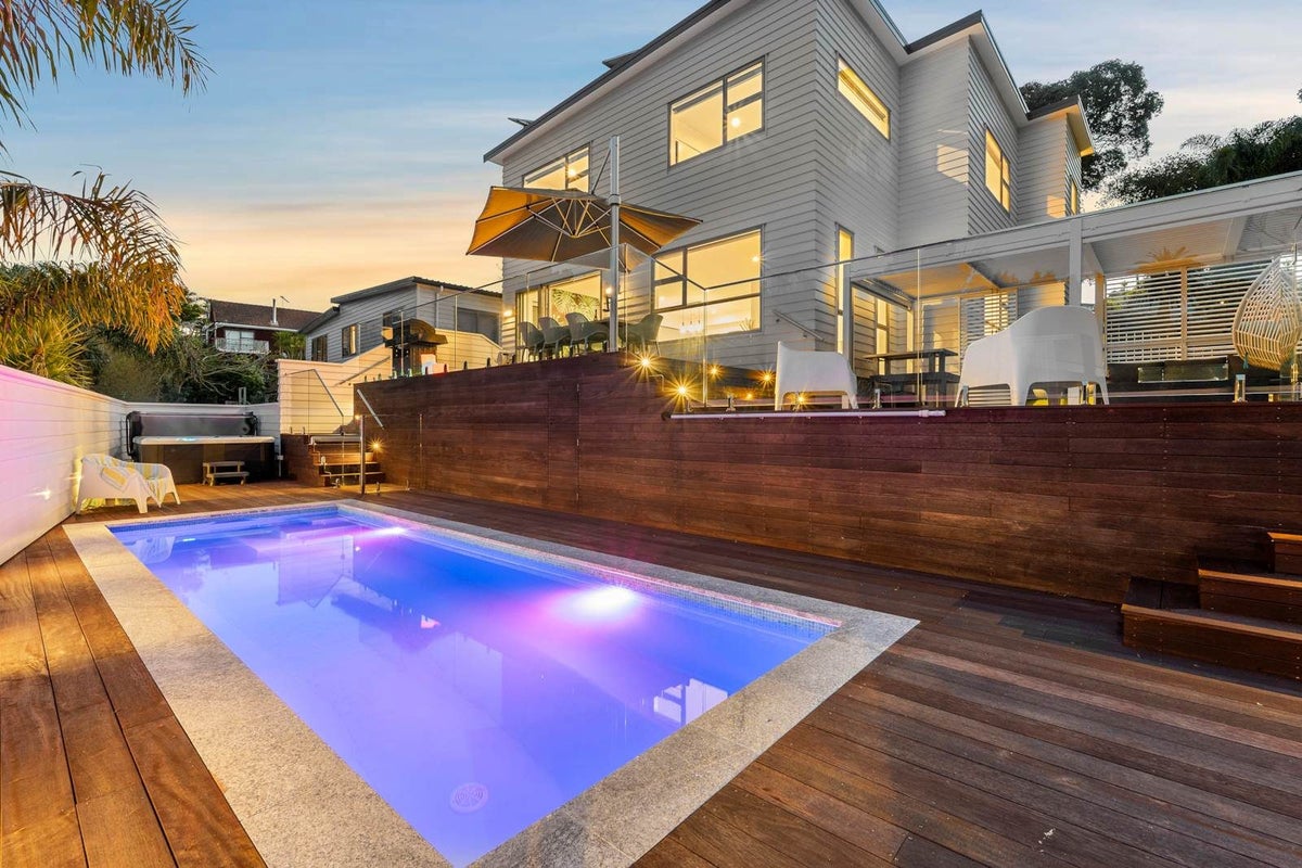 71A Hebron Road, Waiake, Auckland - Carousel 1