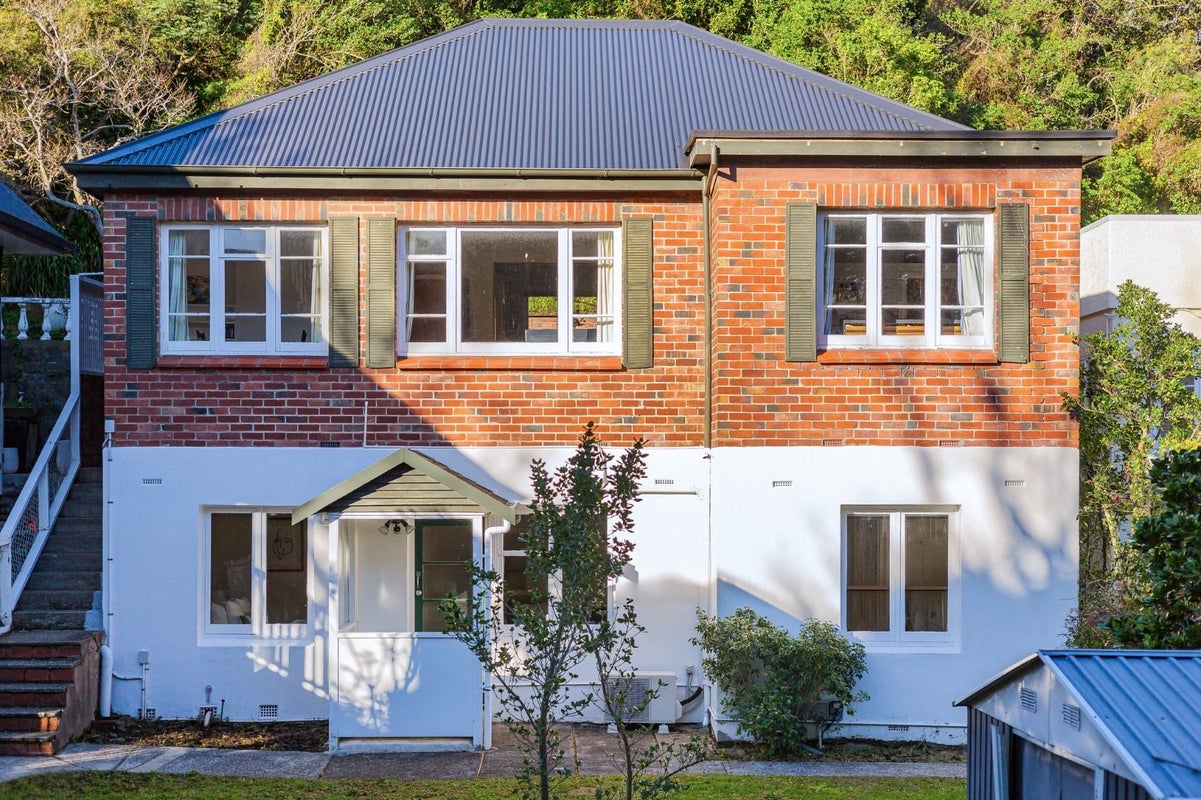 18 Wilberforce Street, Miramar, Wellington - Carousel 1