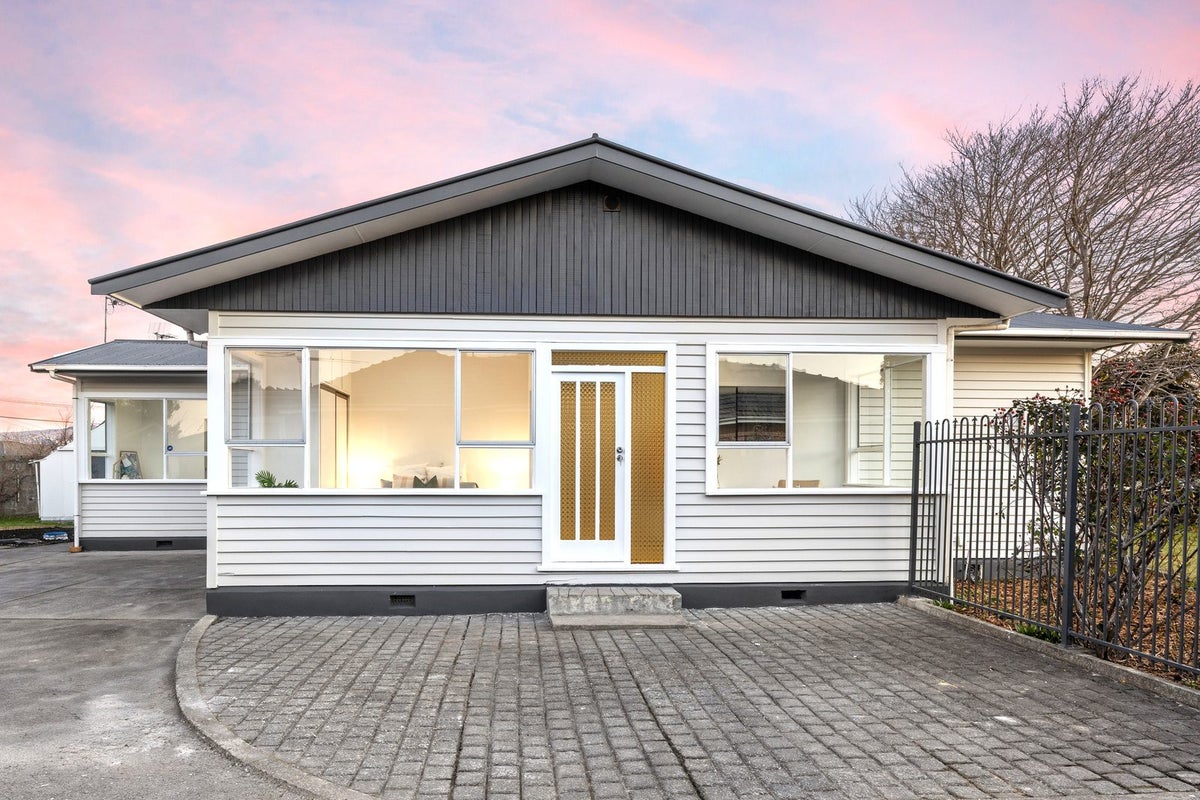 66 Avondale Road, Avondale, Christchurch - Carousel 2
