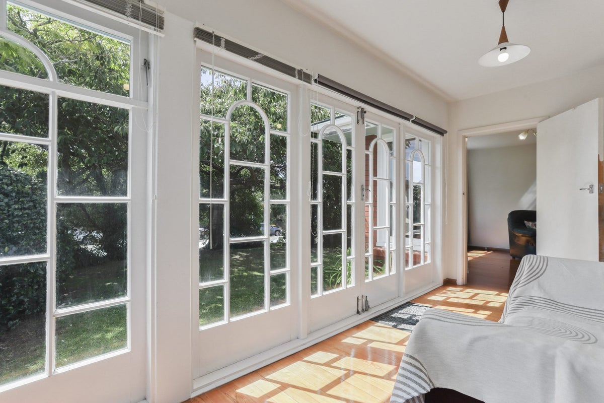 6 Malcolm Avenue, Cashmere, Christchurch - Carousel 1