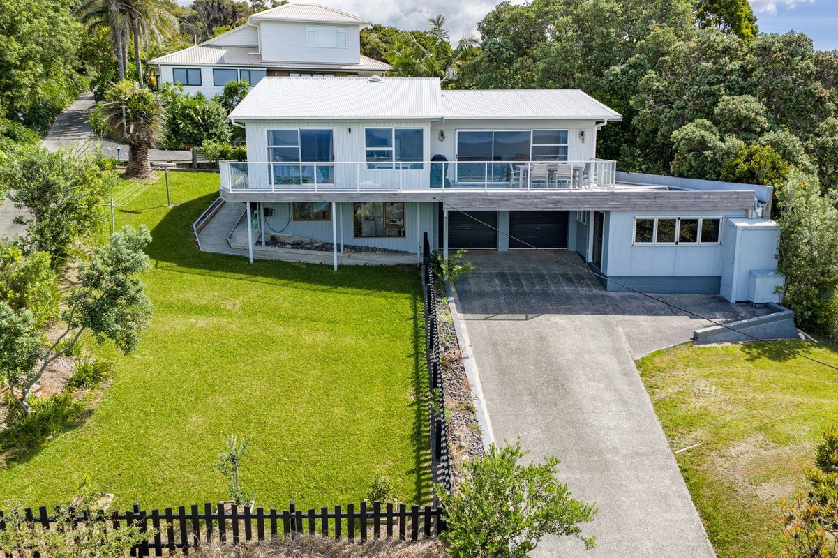 24 St Anne Road, Waipu, Waipu - Carousel 1