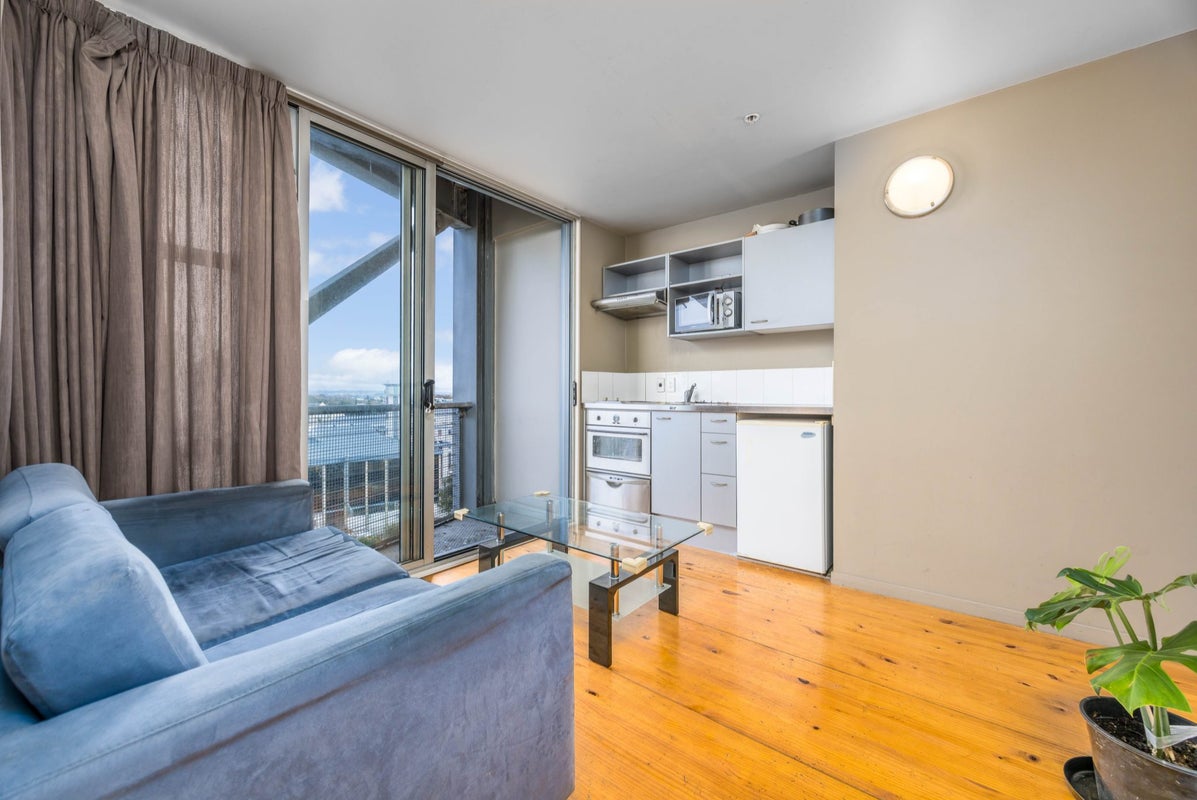 10E/8 Scotia Place, Auckland Central, Auckland - Carousel 2