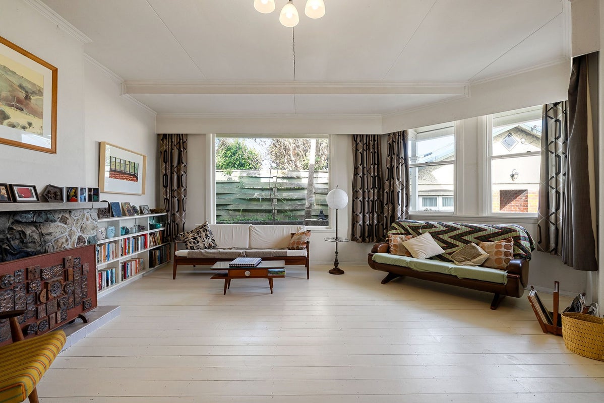 12 Jeypore Street, Berhampore, Wellington - Carousel 2