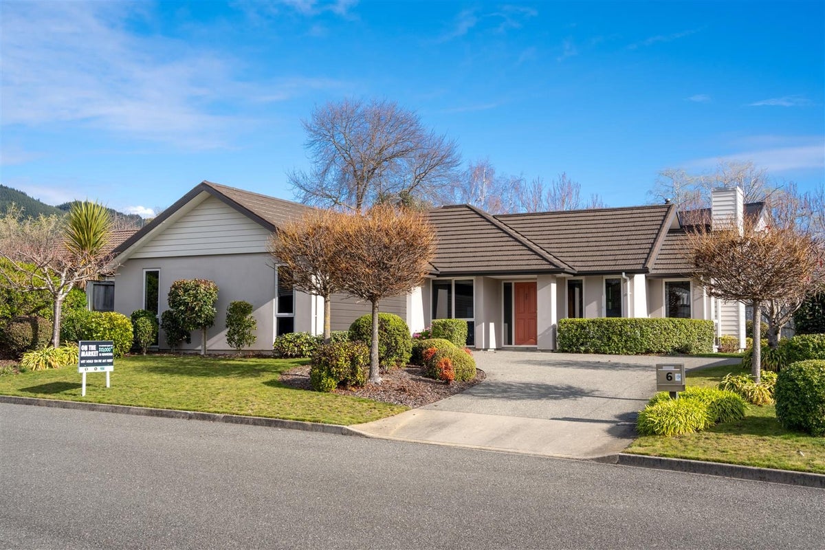 6 Harriet Court, Richmond, Richmond - Carousel 1