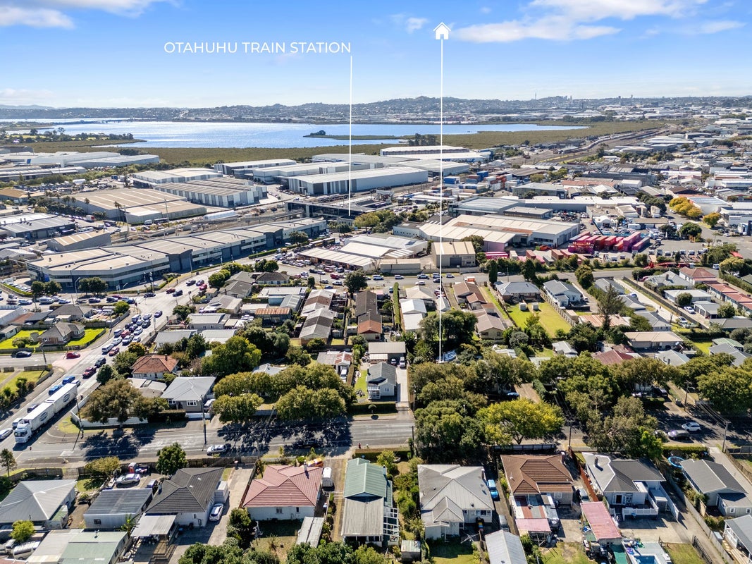 41 Lippiatt Road, Otahuhu, Auckland - Carousel 14
