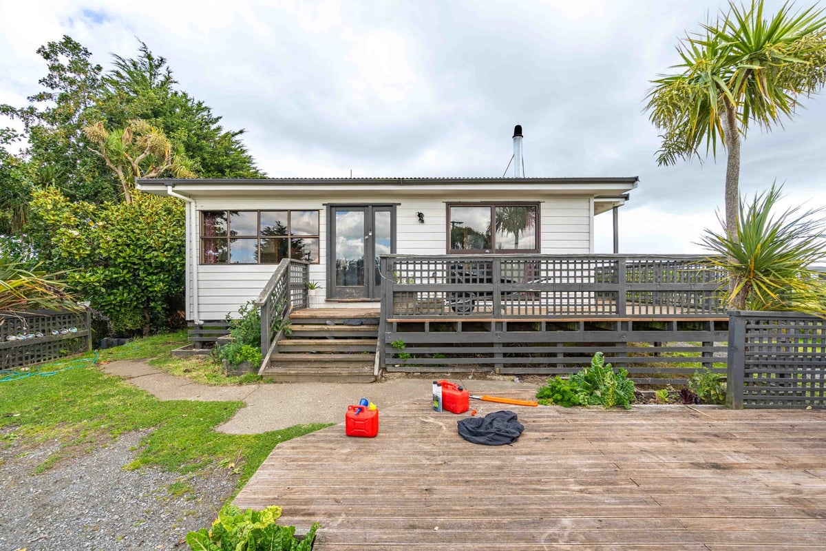 186 Grant Road, Otatara, Invercargill - Carousel 1