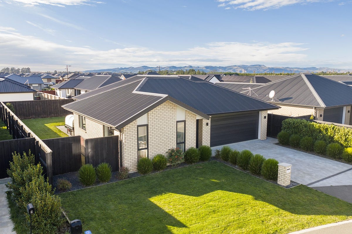 11 Cowley Lane, Rolleston, Rolleston - Carousel 1
