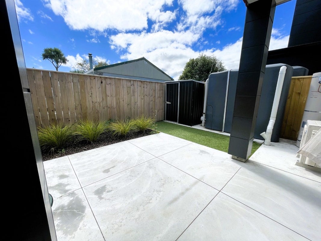 9 Main Road, Wainuiomata, Lower Hutt - Carousel 8