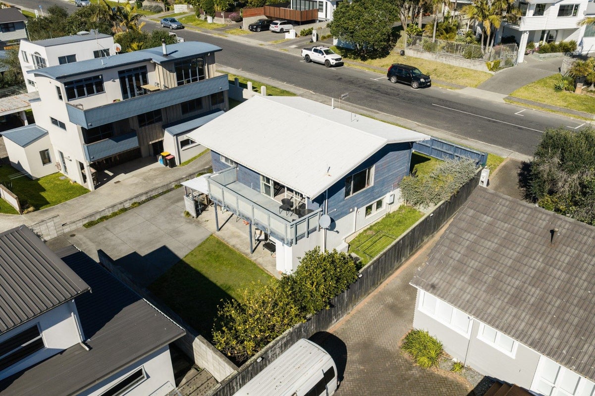 131A Oceanview Road, Mount Maunganui, Mount Maunganui - Carousel 2