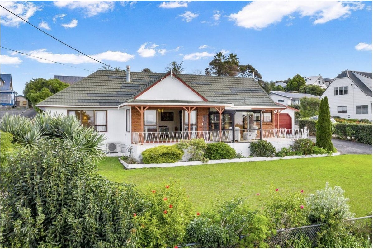 53 Brightside Road, Stanmore Bay, Whangaparaoa - Carousel 1
