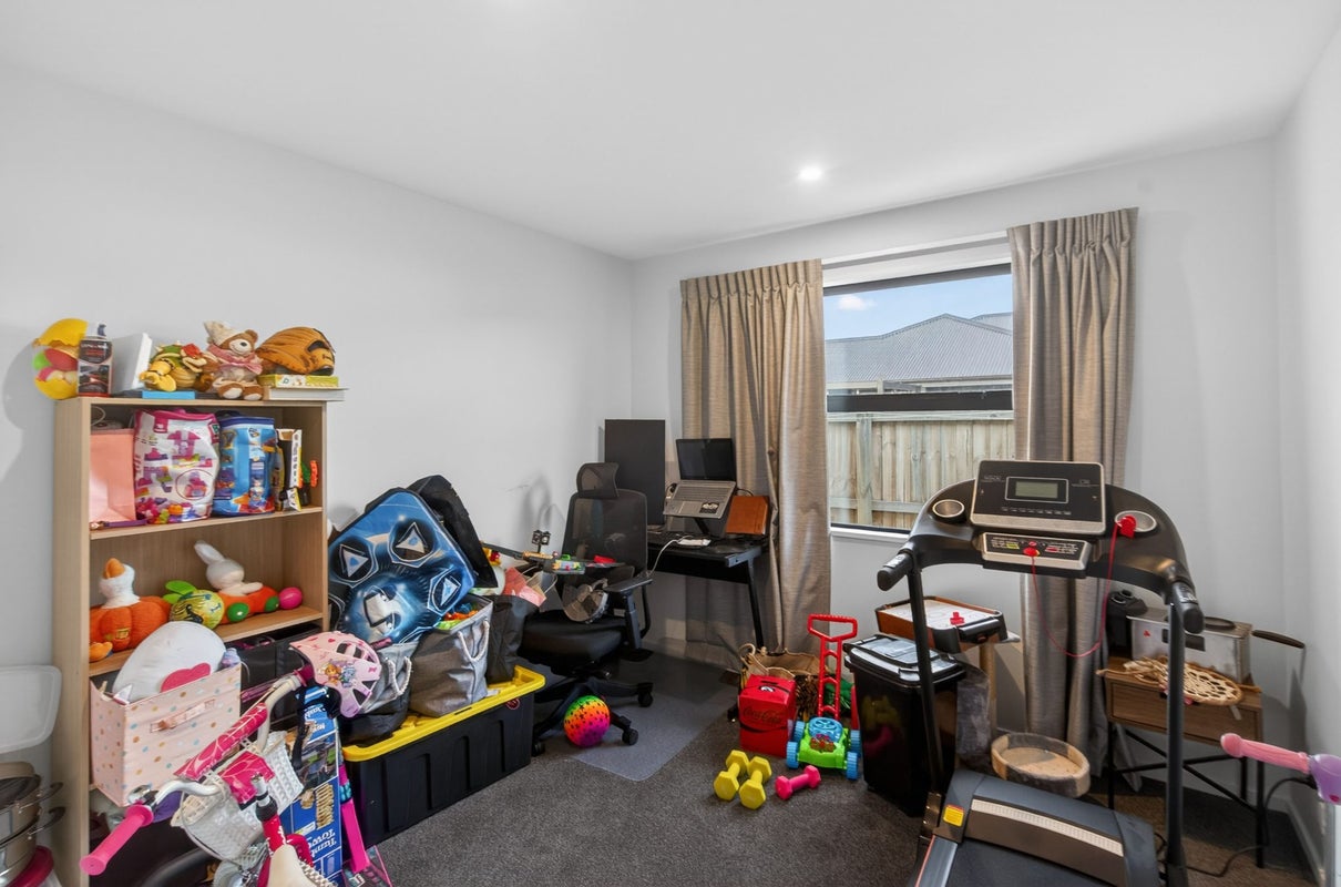 14 Chandlers Street, Burwood, Christchurch - Carousel 16