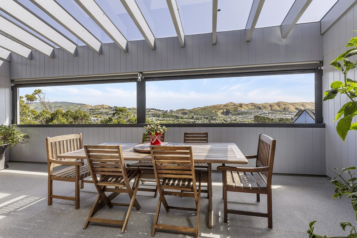 7 Montserrat Place, Grenada Village, Wellington - Carousel 2