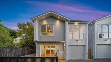 89C Saint Annes Crescent, Wattle Downs, Auckland - Carousel 1