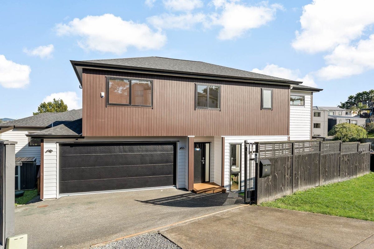 5C Woodhouse Place, West Harbour, Auckland - Carousel 2