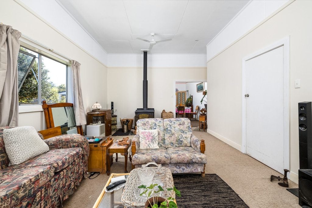 174 High Street, Waimate, Waimate - Carousel 2