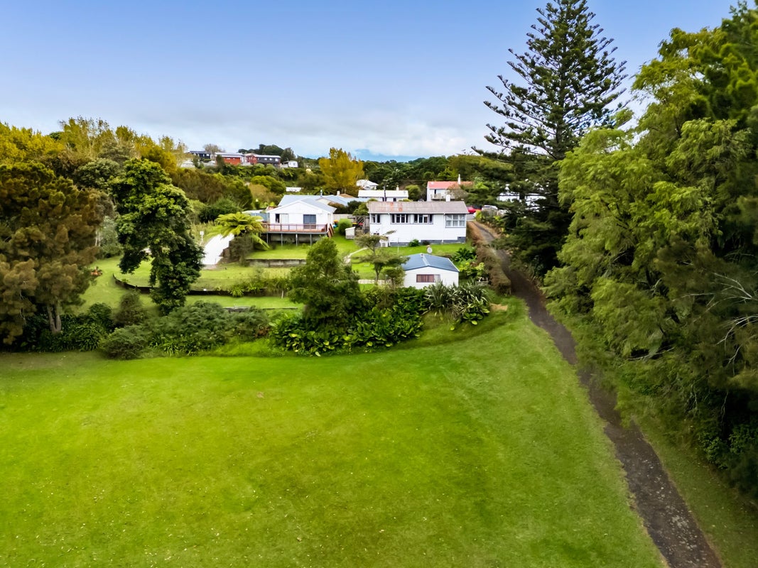 13 Wiremu Place, Blagdon, New Plymouth - Carousel 2