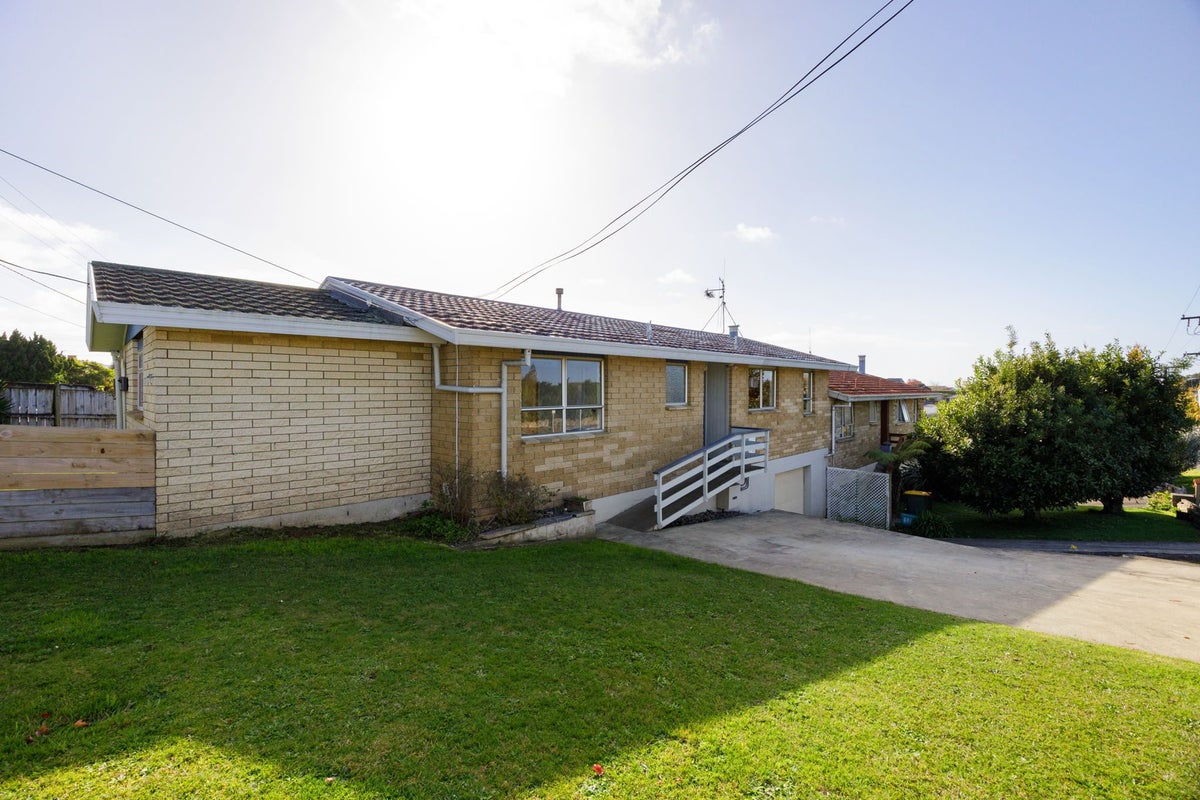 70 Newcastle Road, Dinsdale, Hamilton - Carousel 2