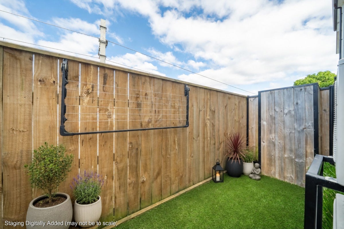 7/3 Johnston Grove, Taita, Lower Hutt, Wellington - Carousel 9