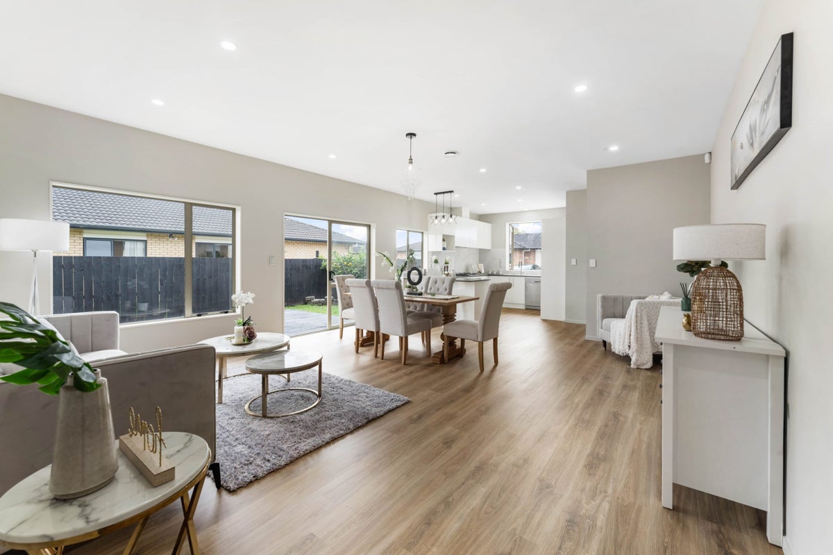 1 Katana Lane, Takanini, Auckland - Carousel 2