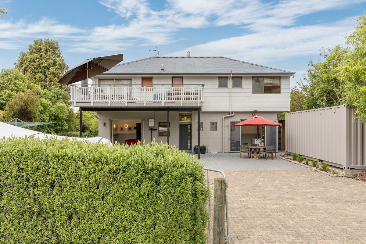 2 Ngatau Street, Omori, Turangi - Carousel 1