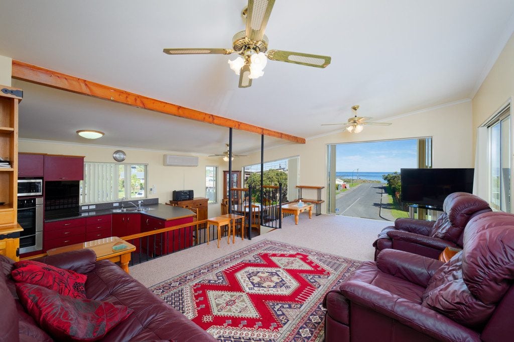 36 Kotare Place, South Bay, Kaikoura - Carousel 2
