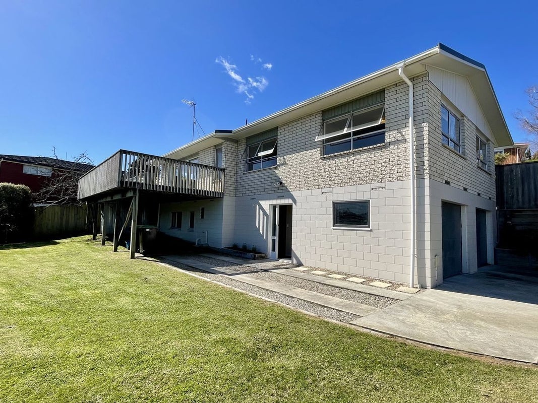 3 Jules Way, Otumoetai, Tauranga - Carousel 1