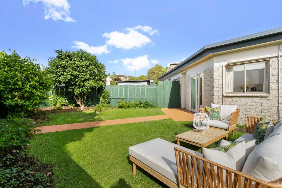 3/21 Houghton Street, Meadowbank, Auckland - Carousel 1