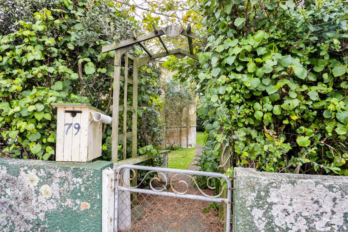 79 Clemow Road, Fitzroy, New Plymouth - Carousel 2