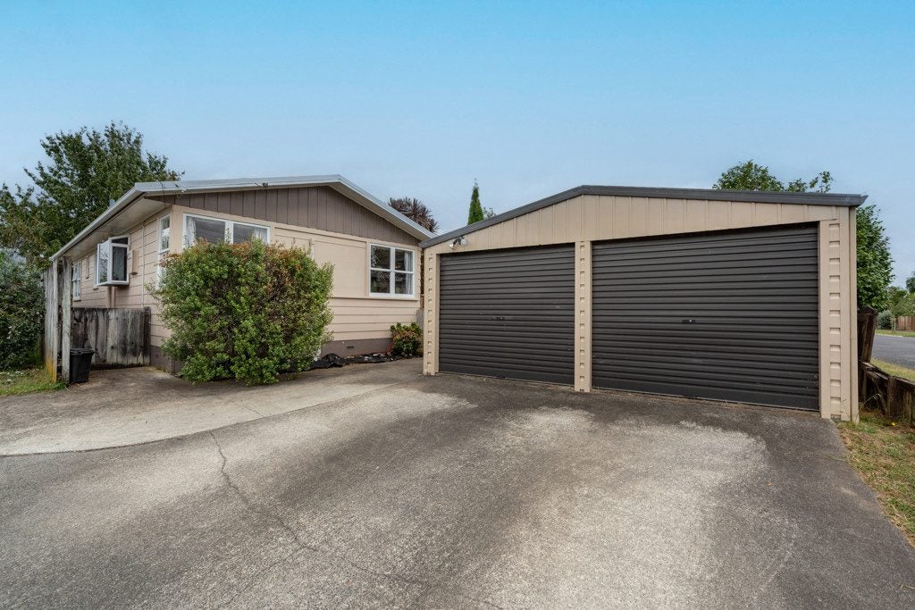 3 Leeds Street, Silverdale, Hamilton - Carousel 1