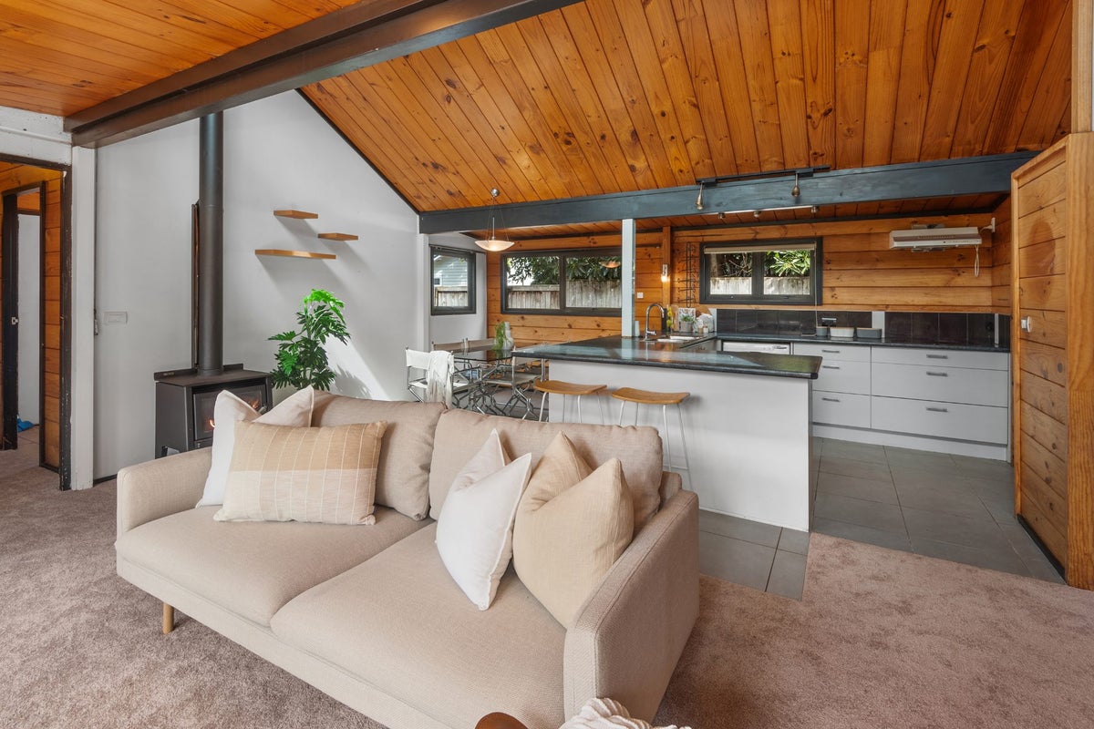 2A Graham Street, Kensington, Whangarei - Carousel 1