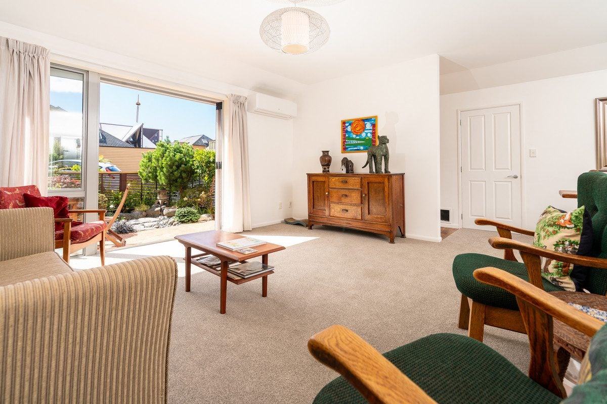10 Futuna Close, Karori, Wellington - Carousel 2