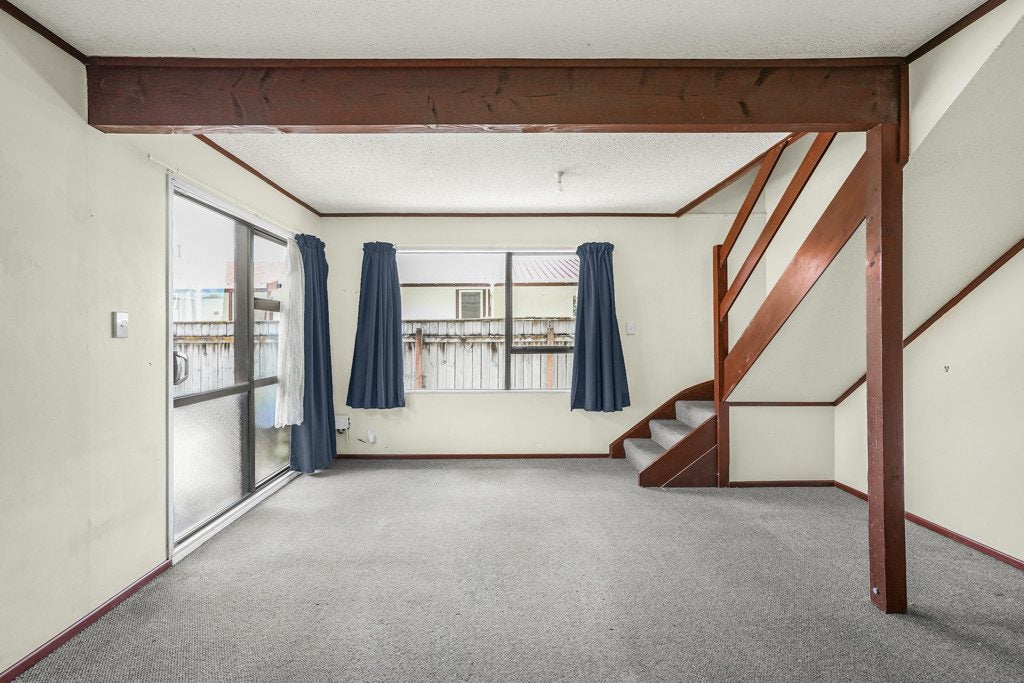5/396 Cambridge TCE, Naenae, Lower Hutt - Carousel 2