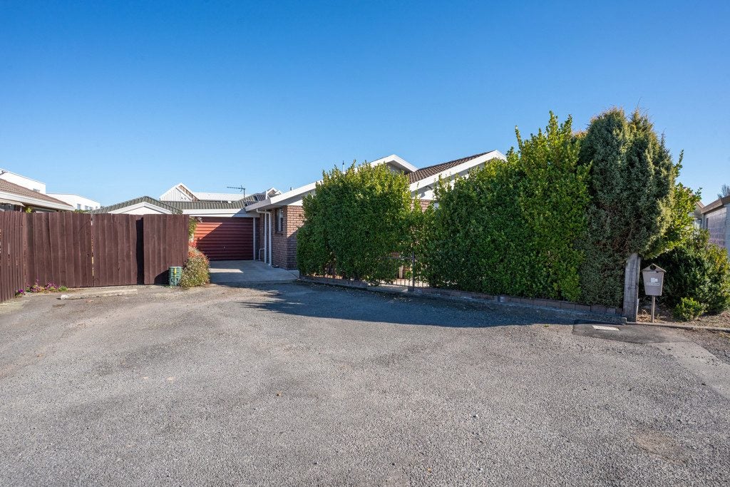 1/5 Limburg Lane, Spreydon, Christchurch - Carousel 25